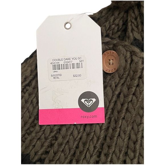 ROXY SCARF with Pockets on each side Olive Green / Black 🌺 BRAND 🆕 NWT🌴 … - Picture 7 of 9